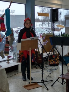 Kyöttisen Kertun kauniit runotulkinnat herkistivät mielen.